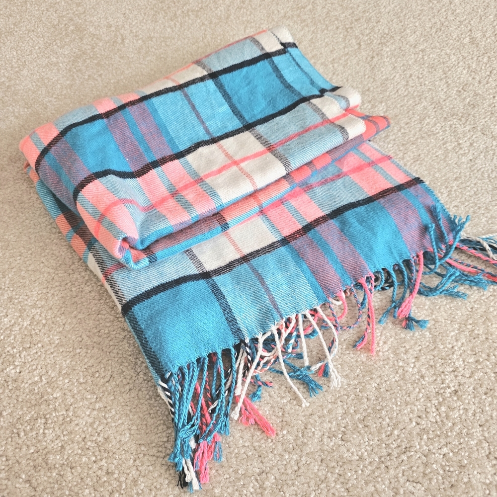 GAP Scarf Add on for $5